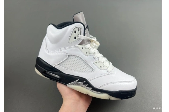 Rep EP DD0587-110 and 5   Jordan 